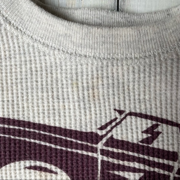 Four 2T long sleeved vehicle tops - Picture 11 of 13